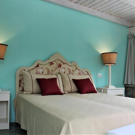 Residence Les Oliviers Porto Azzurro Exterior photo